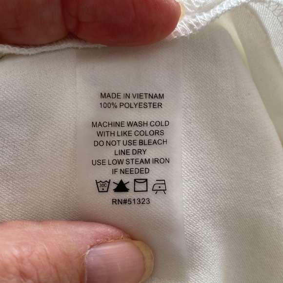 Vince Camuto top - Picture 7 of 7